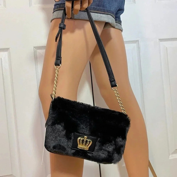 Juicy Couture Black Fur Bag & Heart Pom Pom Keychain Charm Gift Set - Picture 12 of 14